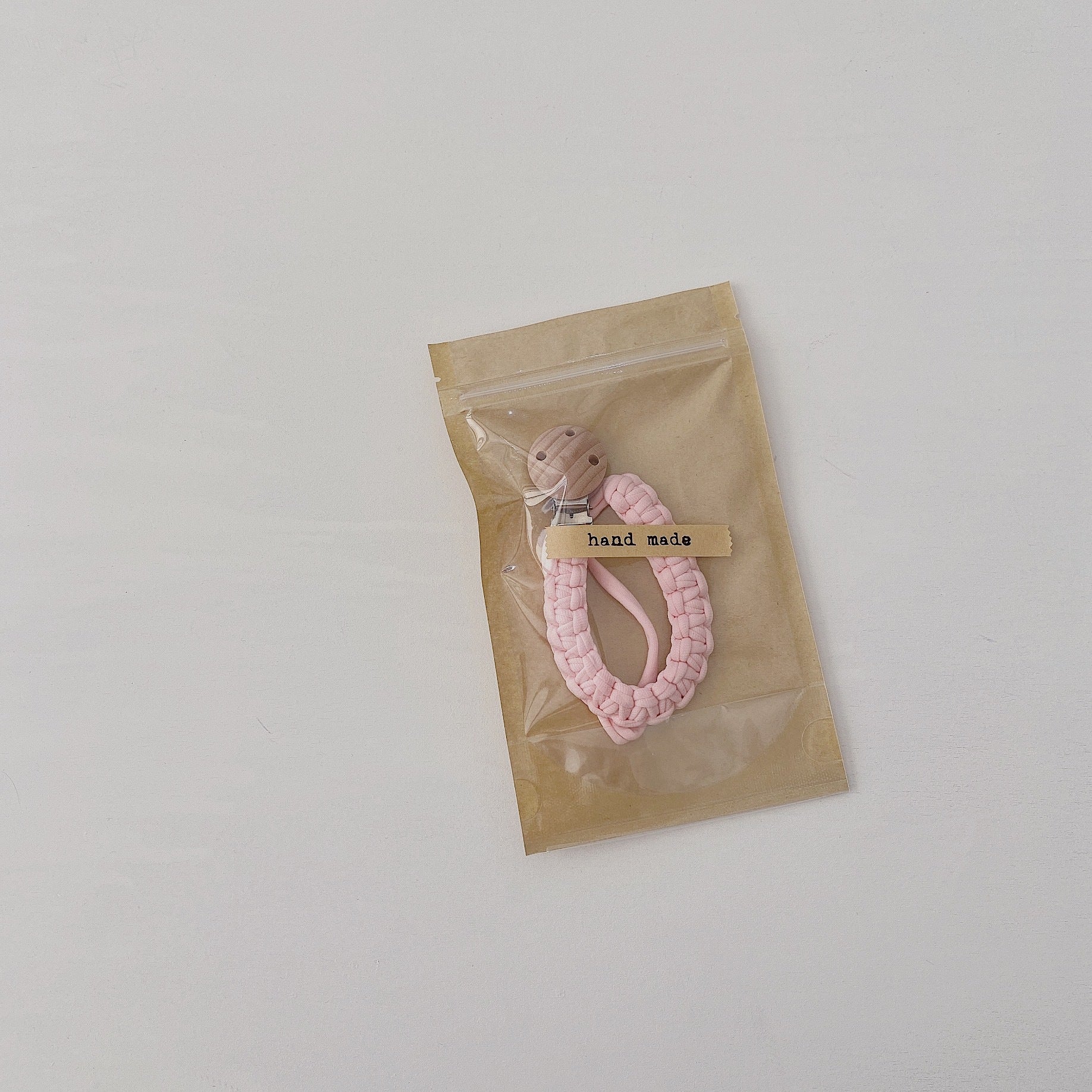 Catenella Porta Ciuccio in Cotone Intrecciato con Clip in Legno – Vari Colori