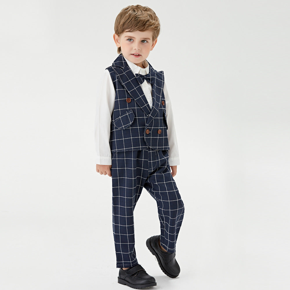 Completo Elegante bimbo 4 Pezzi  con scacchi