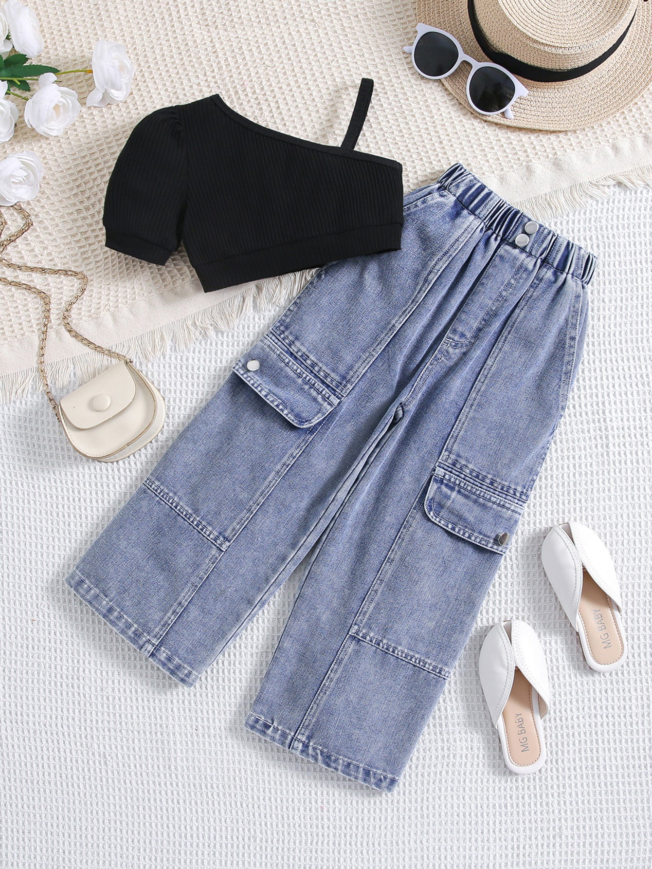Completo bambina   Top monospalla e Pantalone cargo in denim