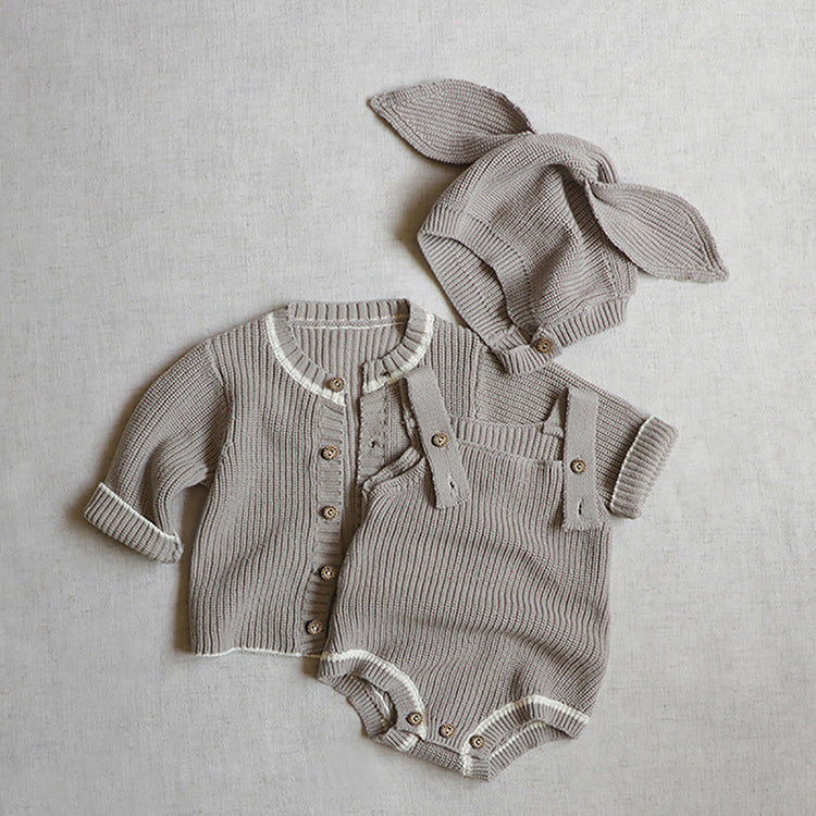 Set Maglia, Salopette e Cuffietta con Orecchie