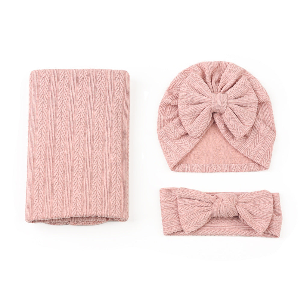 Set  3 Neonati con Coperta Fascia e Cappellino