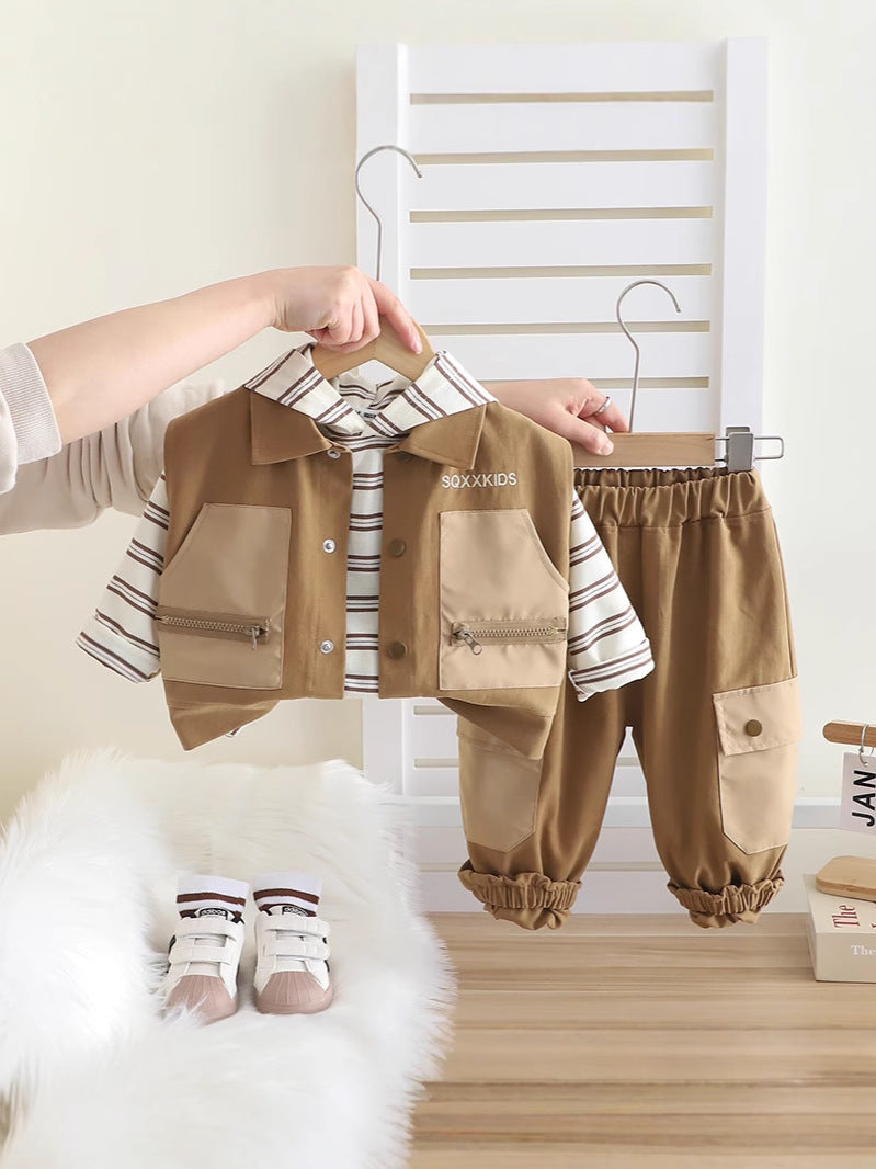 Completo Bambino 3 Pezzi   Camicia a Righe, Gilet Multitasche e Pantaloni Cargo