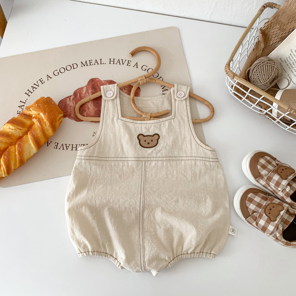 Salopette neonato con orsetto  stile tenero e casual
