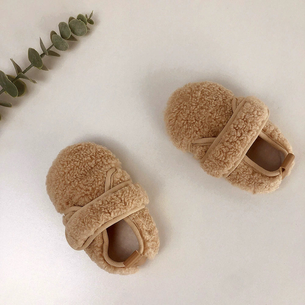Scarpine Invernali Neonato in Peluche – Calde, Morbide e Antiscivolo