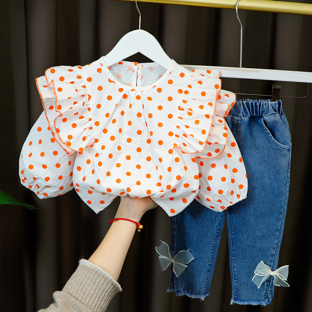 Jeans con fiocchi e Blusa pois  Bimba Chic