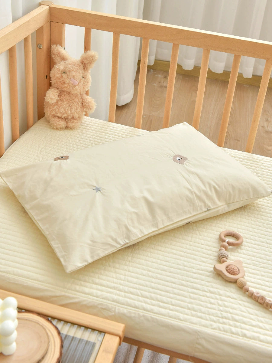 Cuscino Neonato 25×40 cm in Cotone con Federa Ricamata – Orsetto e Stella