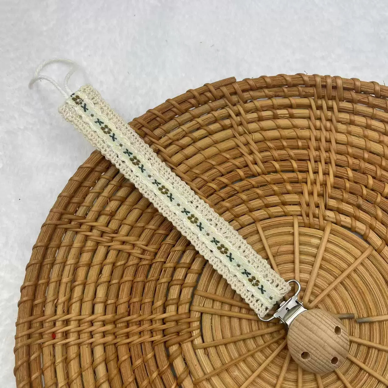 Portaciuccio Floreale in Cotone – Eleganza e Sicurezza per il Tuo Bambino