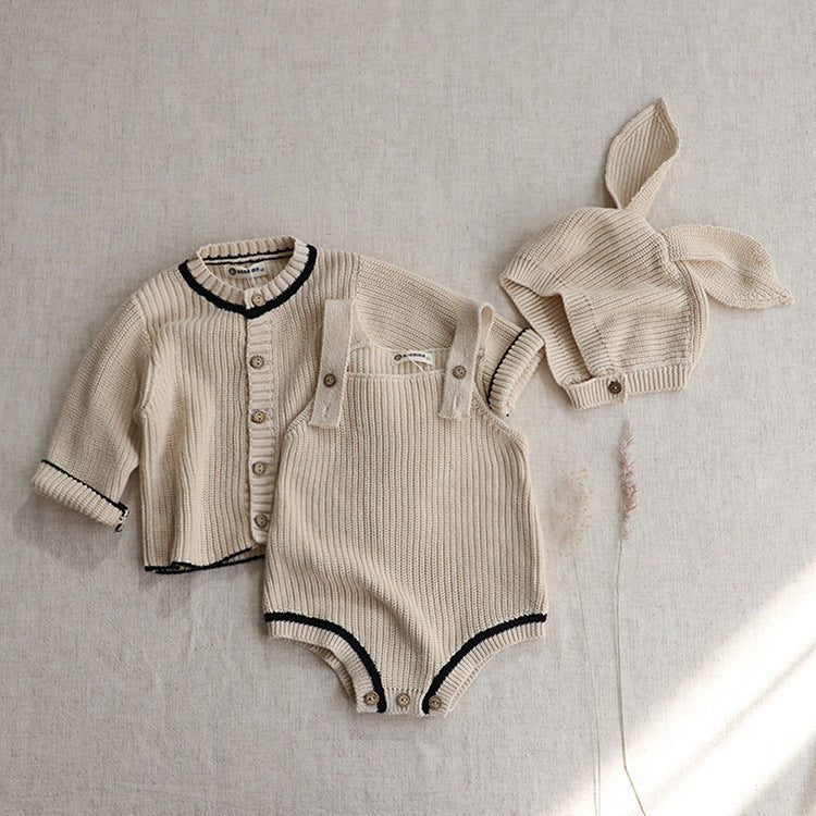 Set Maglia, Salopette e Cuffietta con Orecchie