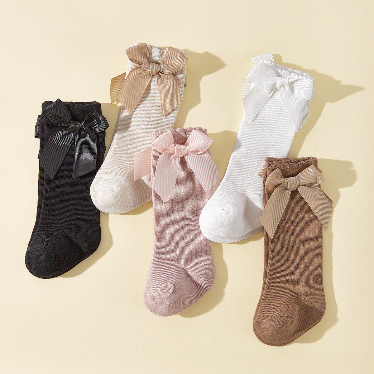 Calze Lunghe Bambina con Fiocco in Raso – Eleganti e Morbide