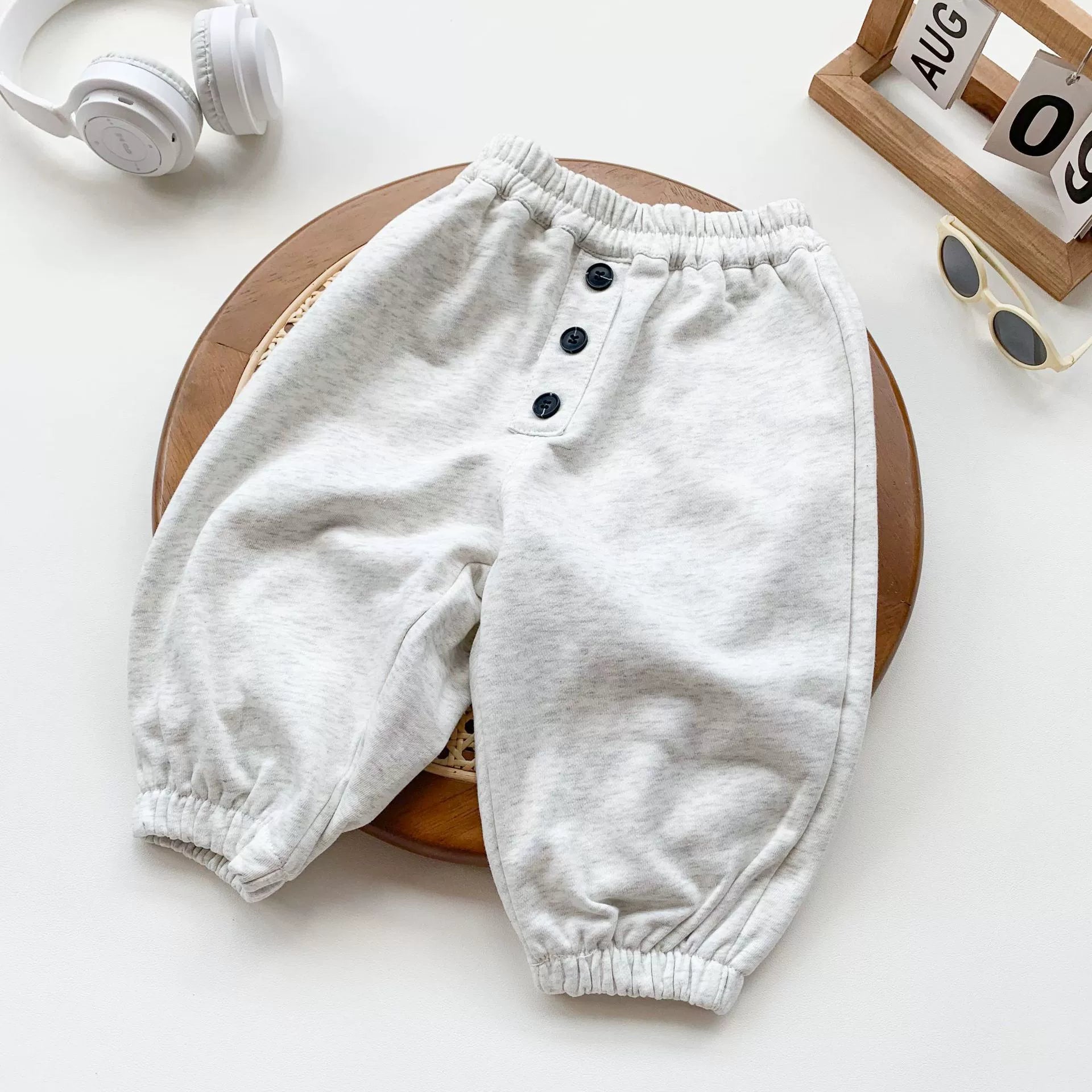 Pantaloni  per bambini in cotone con bottoni