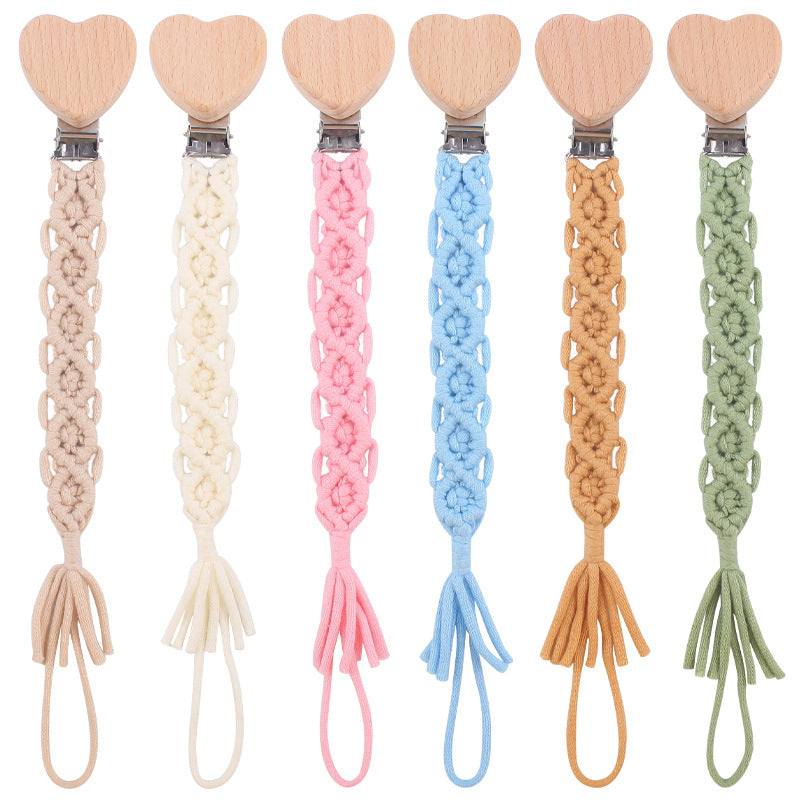 Catenina  in Cotone Intrecciato Macramé con Clip in Legno a Cuore
