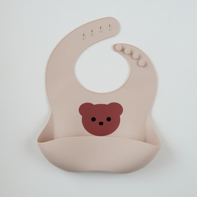 Bavaglino in Silicone   Orsetto Marrone su Fondo Beige