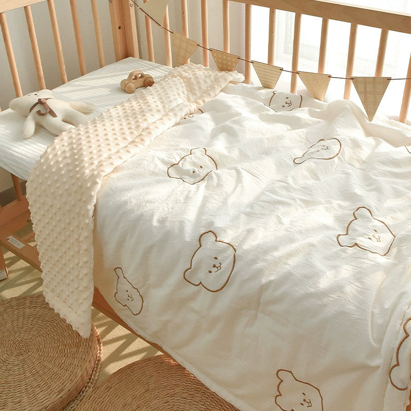 Coperta Invernale Neonato/a Culla 120x150 cm in Cotone e Minky – Fantasia Orsetti Ricamati