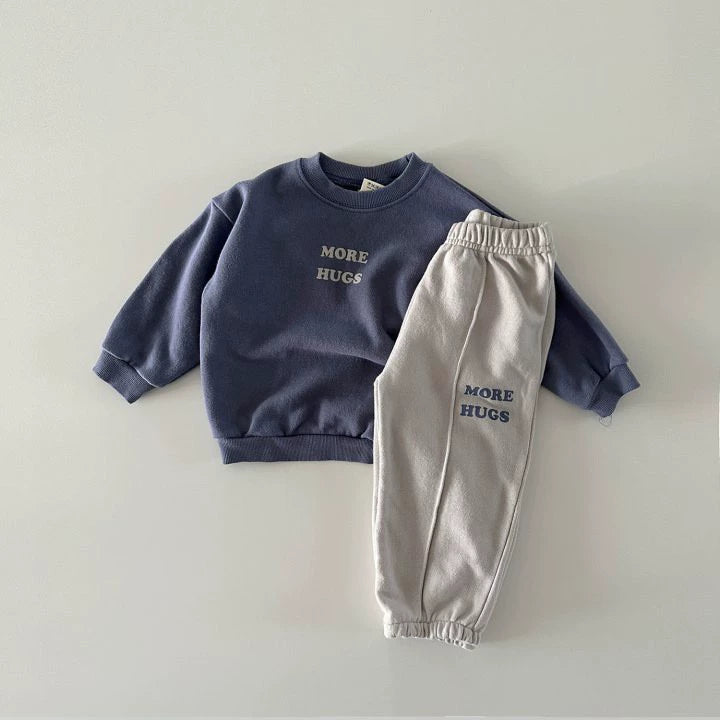 Completo Tuta  Unisex “More Hugs”  Felpa + Jogger in Cotone