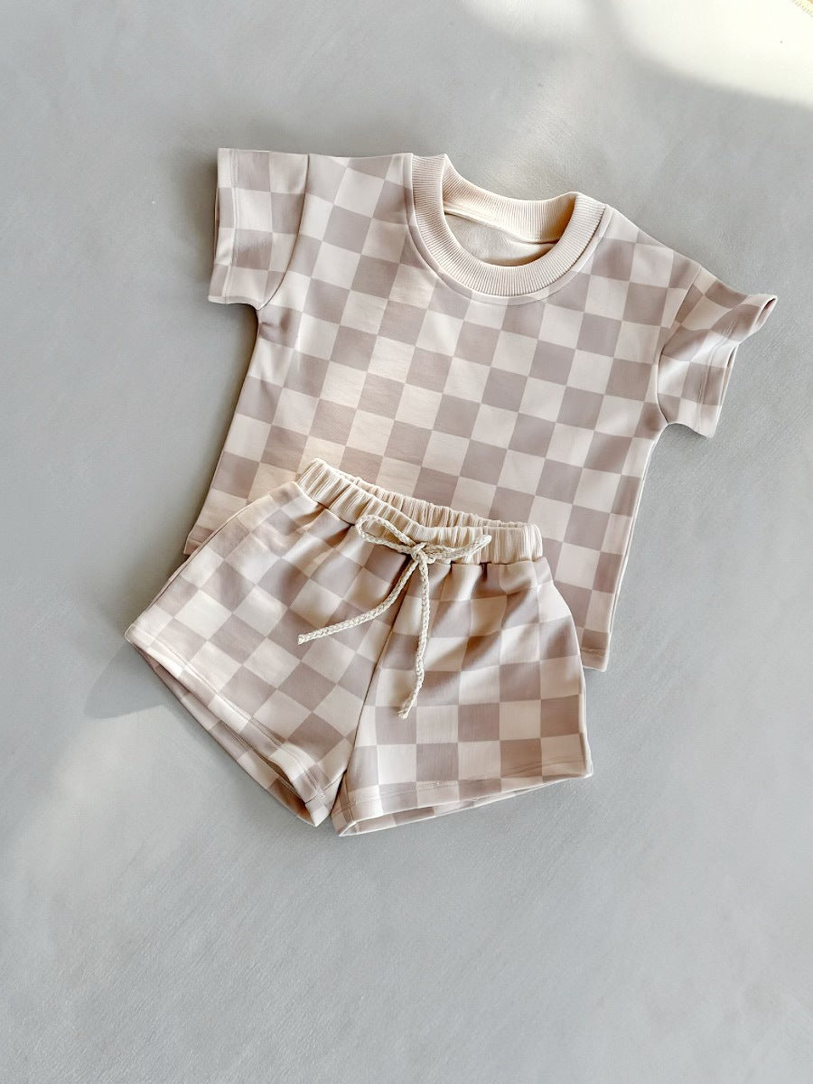 Completo 2PZ  Maglietta Bimbo + Pantaloncini  Fantasia Scacchi