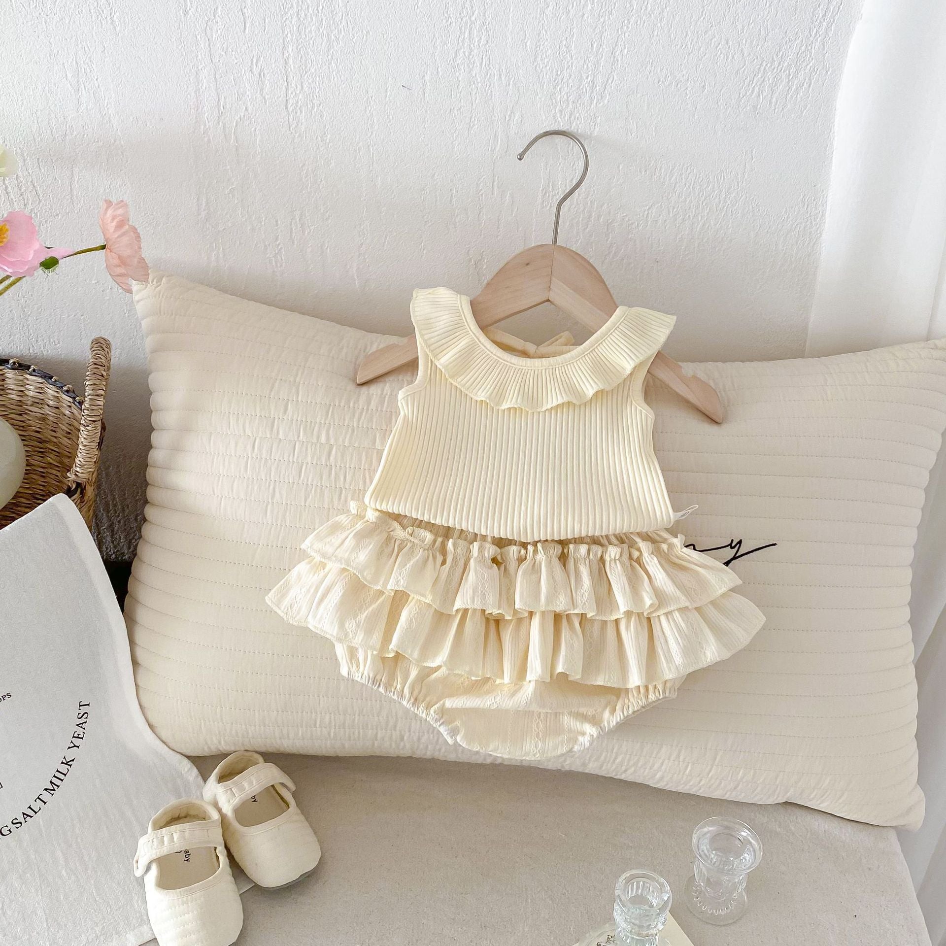 Completo 2pz Neonata blusa e Gonna a Balze e Colletto Arricciato  Eleganza Panna